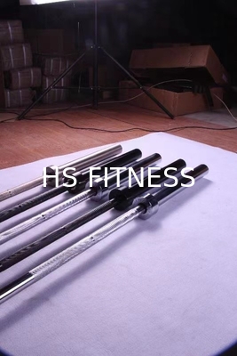 Los accesorios profesionales del entrenamiento del gimnasio la barra olímpica del levantamiento de pesas